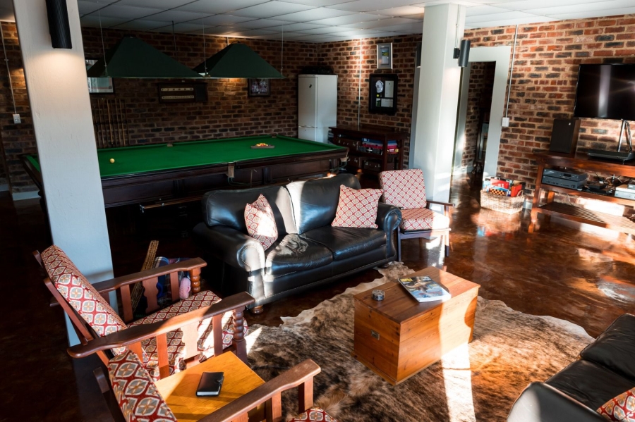 8 Bedroom Property for Sale in Parys Free State